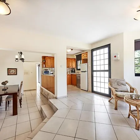 Villa Theo Sapphire By