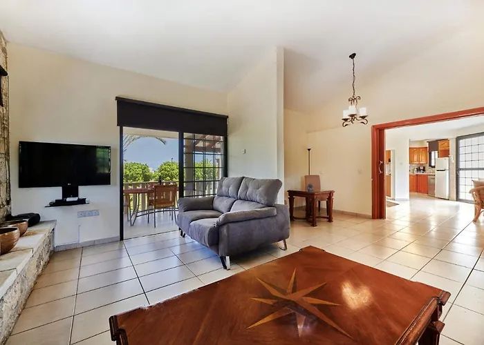 Villa Theo Sapphire By *