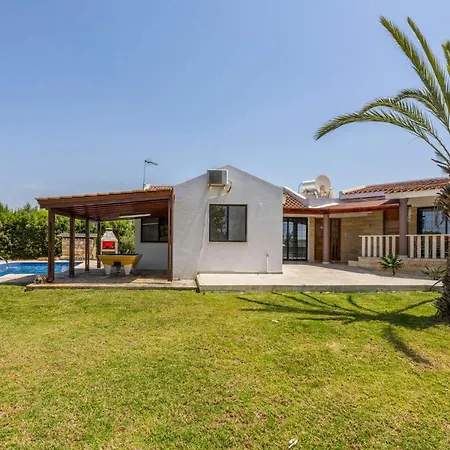 Villa Theo Sapphire By *