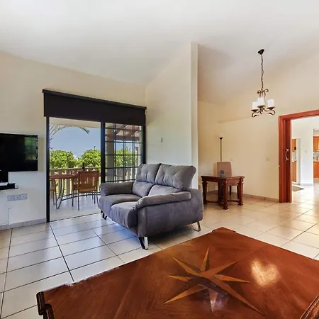 Villa Theo Sapphire By *